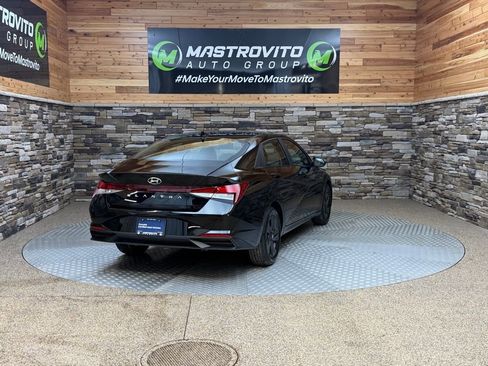 Certified 2023 Hyundai Elantra SEL w/ Cargo Package image 9