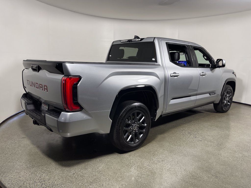 Used 2023 Toyota Tundra Platinum AWD/4WD image 3