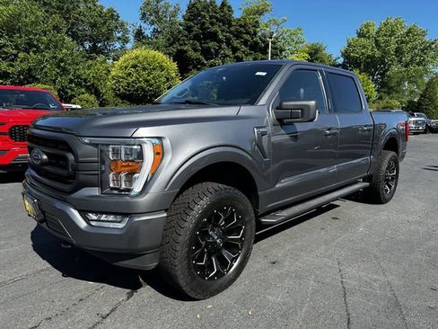 Used 2022 Ford F150 XLT w/ Equipment Group 302A High AWD/4WD image 11