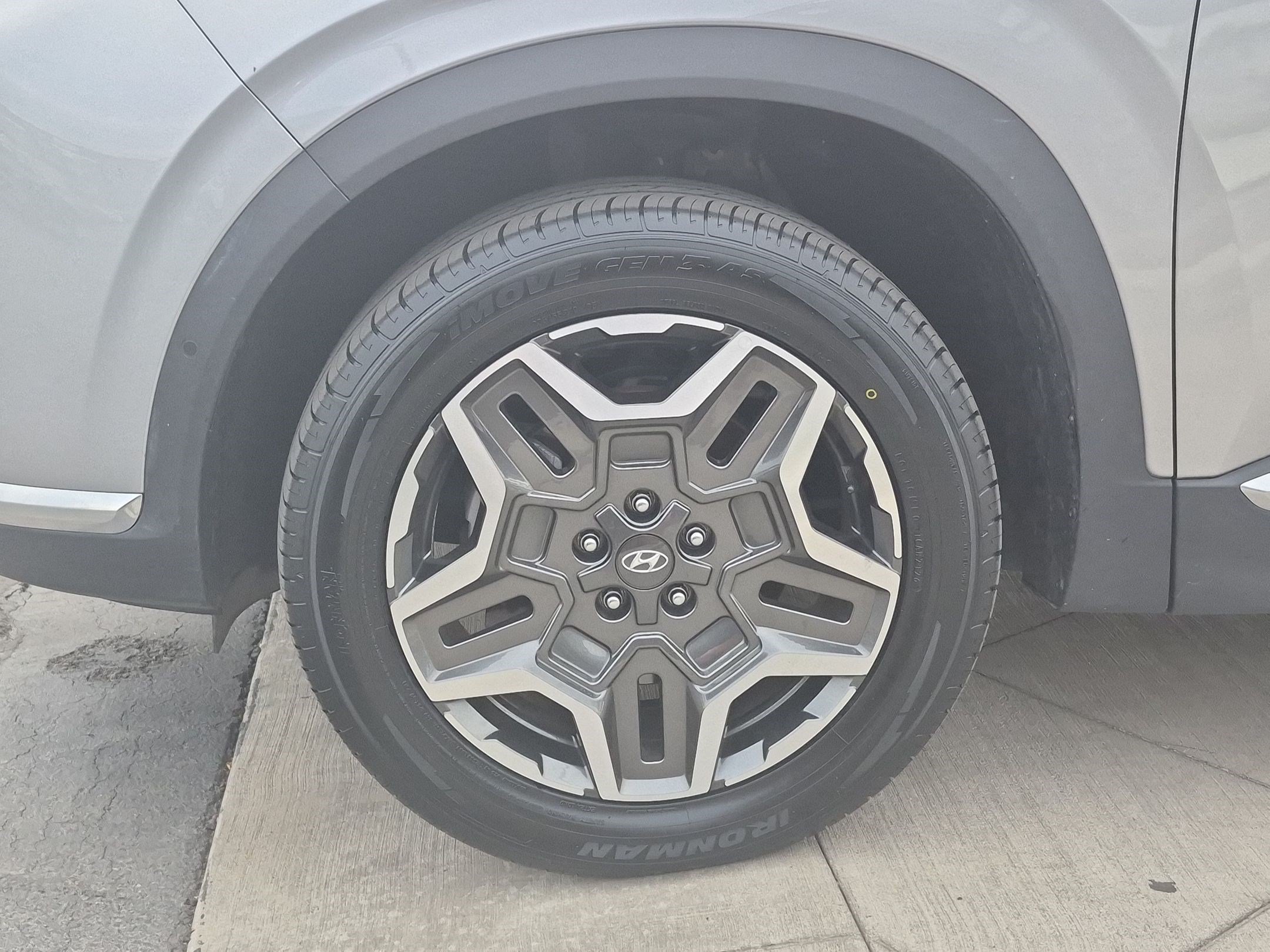 Certified 2023 Hyundai Santa Fe Limited AWD/4WD image 13