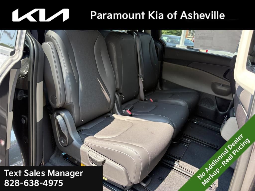 New 2026 Kia Carnival SX FWD image 22