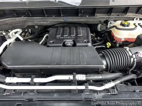 Used 2022 Chevrolet Silverado 1500 LT AWD/4WD image 29