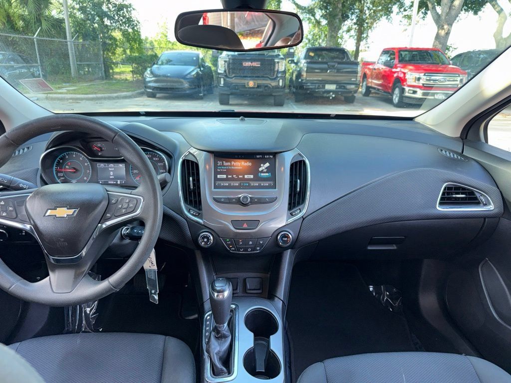 Used 2016 Chevrolet Cruze LT FWD image 45