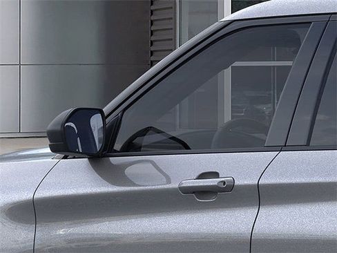 Used 2025 Ford Explorer Active image 34