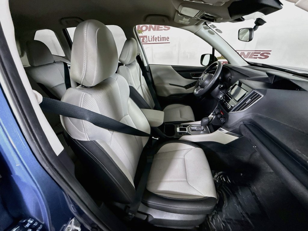 Used 2024 Subaru Forester AWD/4WD image 29