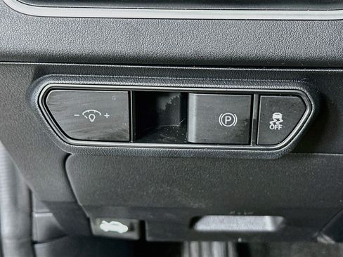 Used 2025 Kia K4 FWD image 17