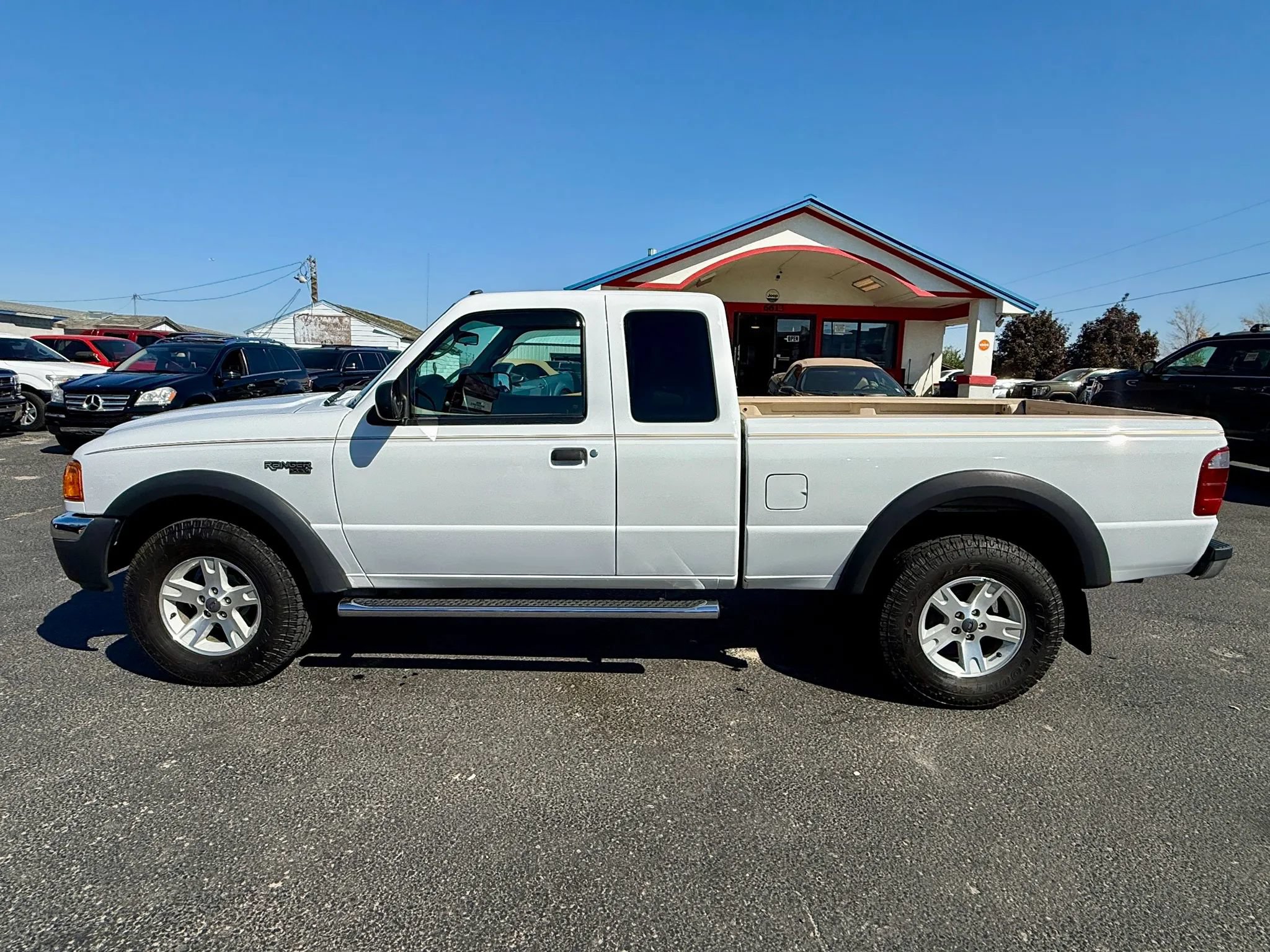 Used 2004 Ford Ranger FX4 AWD/4WD image 2