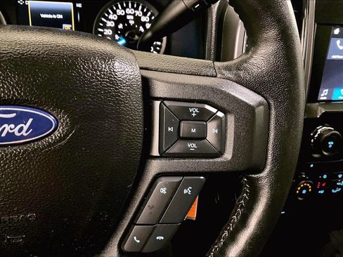 Used 2018 Ford F150 XLT w/ Equipment Group 302A Luxury AWD/4WD image 19