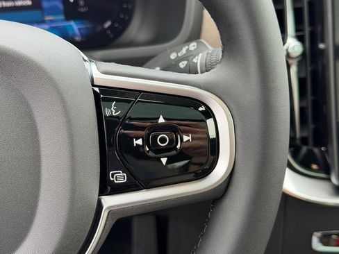 New 2026 Volvo XC90 B5 Core image 14