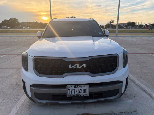 Used 2023 Kia Telluride EX X-Line AWD/4WD image 2