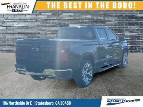 Used 2023 Chevrolet Silverado 1500 LTZ w/ LTZ Premium Package AWD/4WD image 2