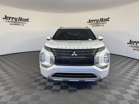 Used 2022 Mitsubishi Outlander SEL image 6