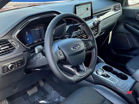 New 2026 Ford Escape ST-Line w/ Cold Weather Package image 7