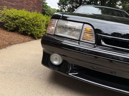 Used 1993 Ford Mustang Cobra RWD image 11