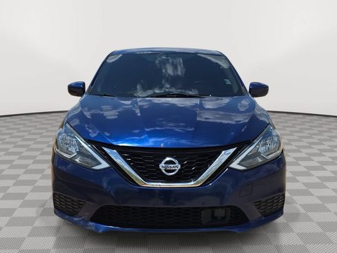 Used 2019 Nissan Sentra S w/ Appearance Package FWD image 2
