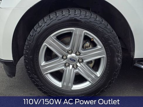 Used 2020 Ford Expedition Max XLT w/ Equipment Group 202A AWD/4WD image 8