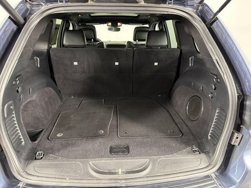 Used 2020 Jeep Grand Cherokee Limited w/ Luxury Group II AWD/4WD image 26