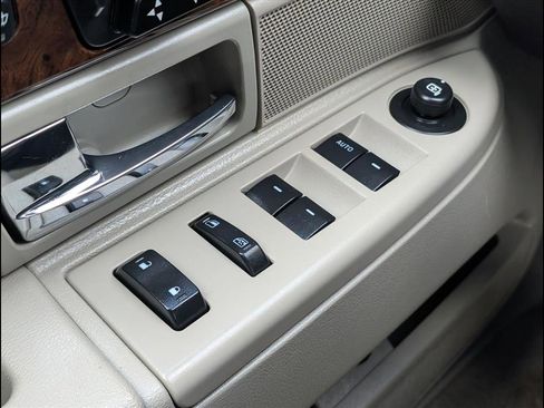 Used 2010 Mercury Grand Marquis LS image 22