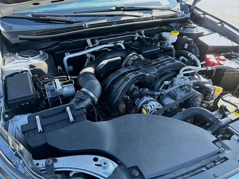 Used 2022 Subaru Outback Limited image 25