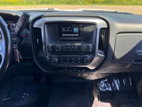 Used 2015 Chevrolet Silverado 2500 LT AWD/4WD image 2