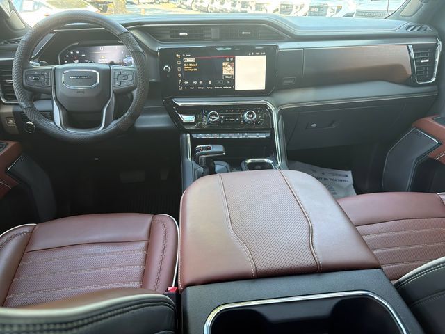 Used 2023 GMC Sierra 1500 Denali Ultimate AWD/4WD image 22