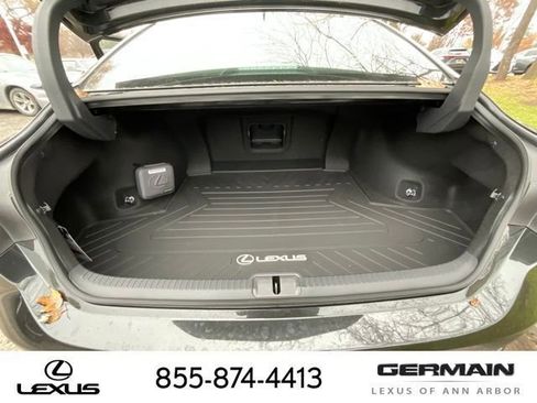 New 2025 Lexus ES 350 F Sport image 22