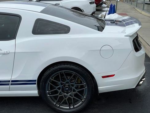Used 2014 Ford Mustang Shelby GT500 w/ Equipment Group 821A image 19