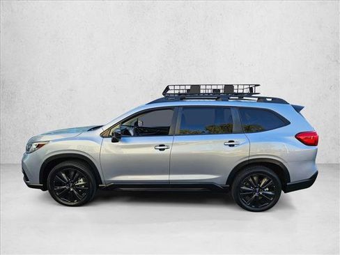 Used 2022 Subaru Ascent Onyx Edition image 9