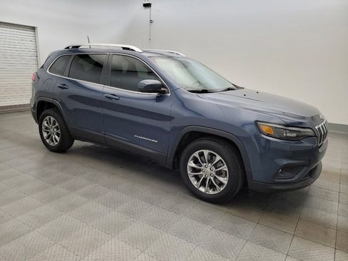 Used 2019 Jeep Cherokee Latitude Plus FWD image 11