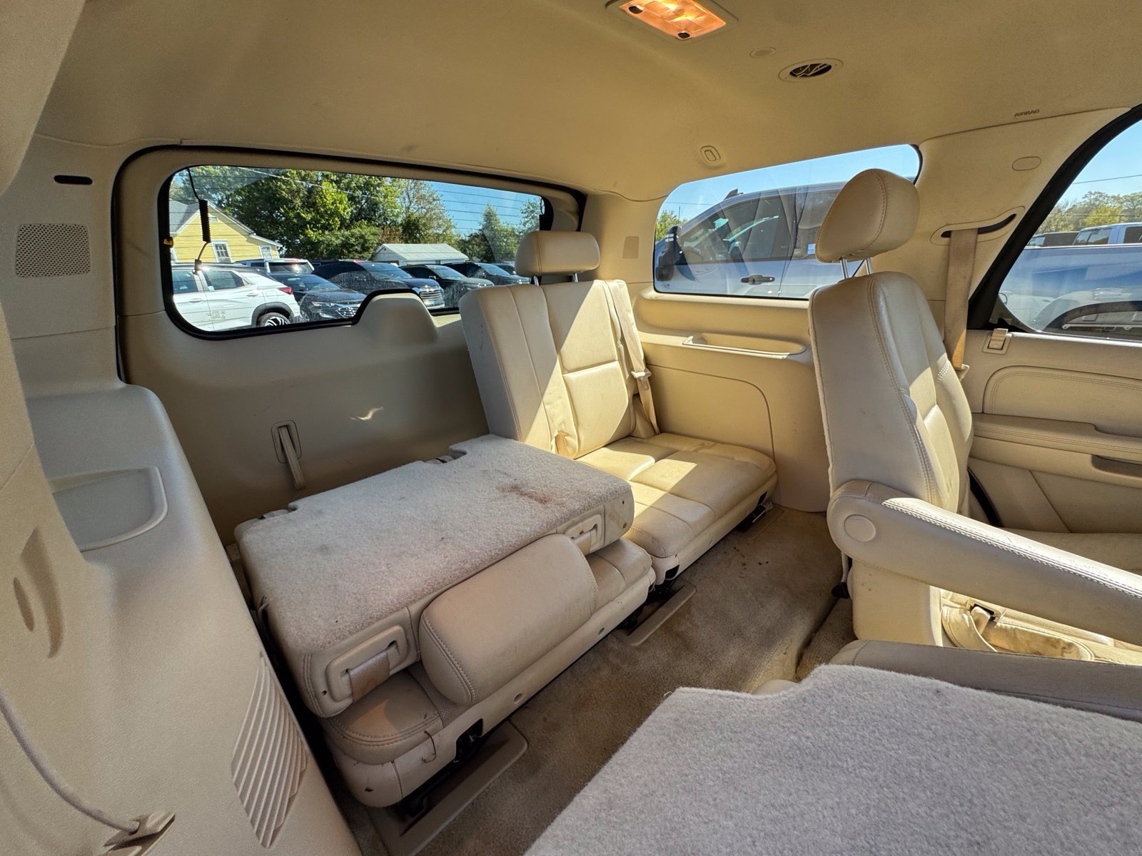 Used 2007 Cadillac Escalade AWD w/ Climate Package image 31