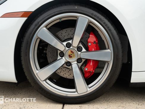 Used 2021 Porsche 911 Carrera S image 11