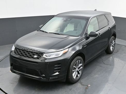 Used 2025 Land Rover Discovery Sport Dynamic SE image 36