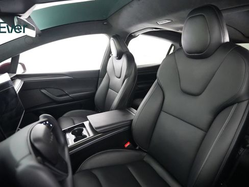 Used 2023 Tesla Model X Plaid AWD/4WD image 4