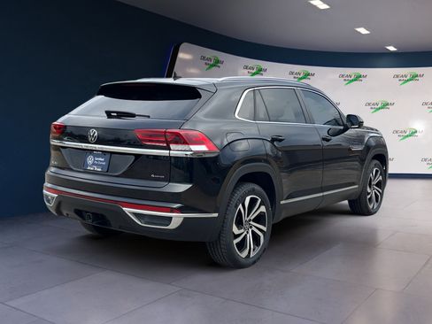 Certified 2023 Volkswagen Atlas Cross Sport SEL image 7