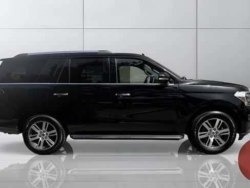 Used 2023 Ford Expedition Limited AWD/4WD image 10