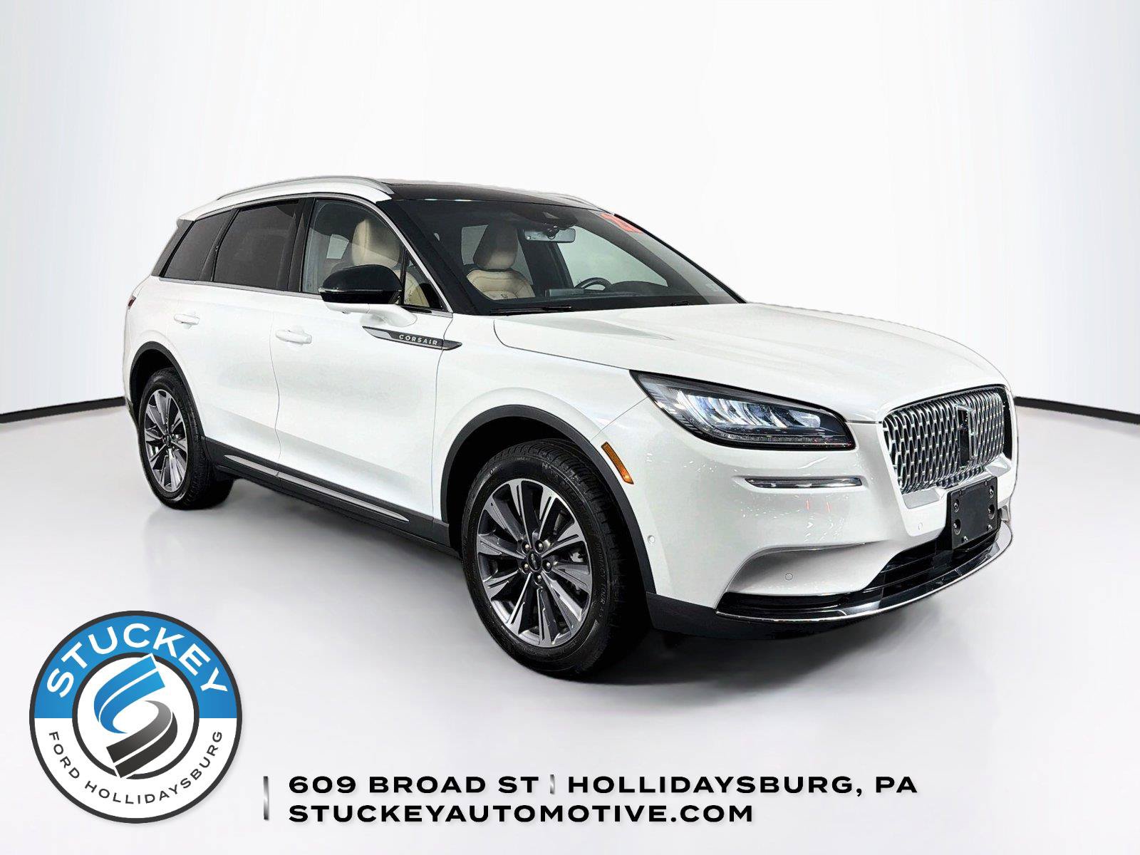 Used 2022 Lincoln Corsair Reserve w/ Equipment Group 201A AWD/4WD image 1