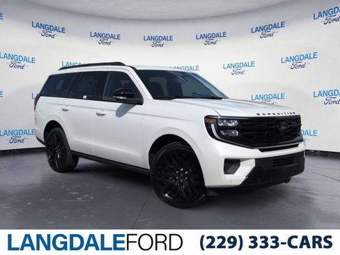 New 2026 Ford Expedition Platinum w/ Stealth Performance Package AWD/4WD image 1