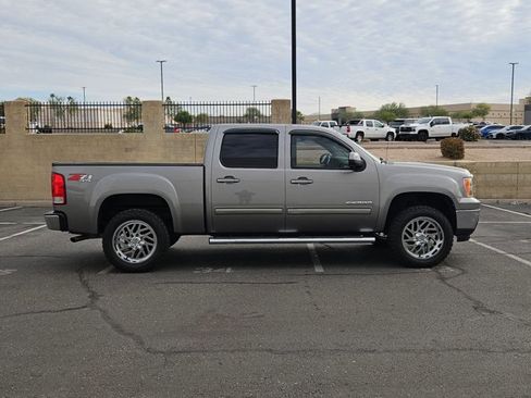Used 2013 GMC Sierra 1500 SLT w/ SLT Convenience Package image 3