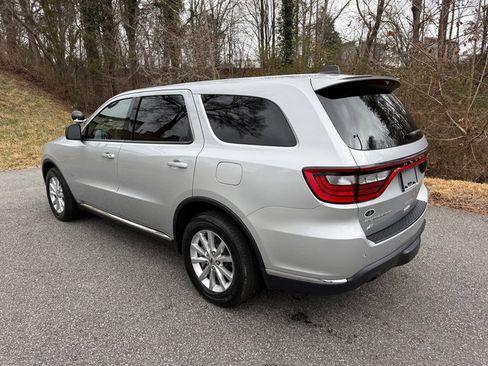 Used 2023 Dodge Durango AWD w/ Technology Group image 8