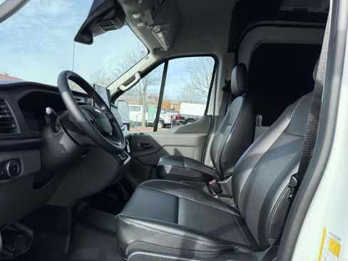 New 2026 Ford Transit 150 148 Medium Roof w/ Load Area Protection Package image 10