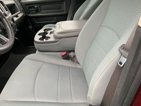 Used 2019 RAM 1500 Express w/ Express Value Package AWD/4WD image 7