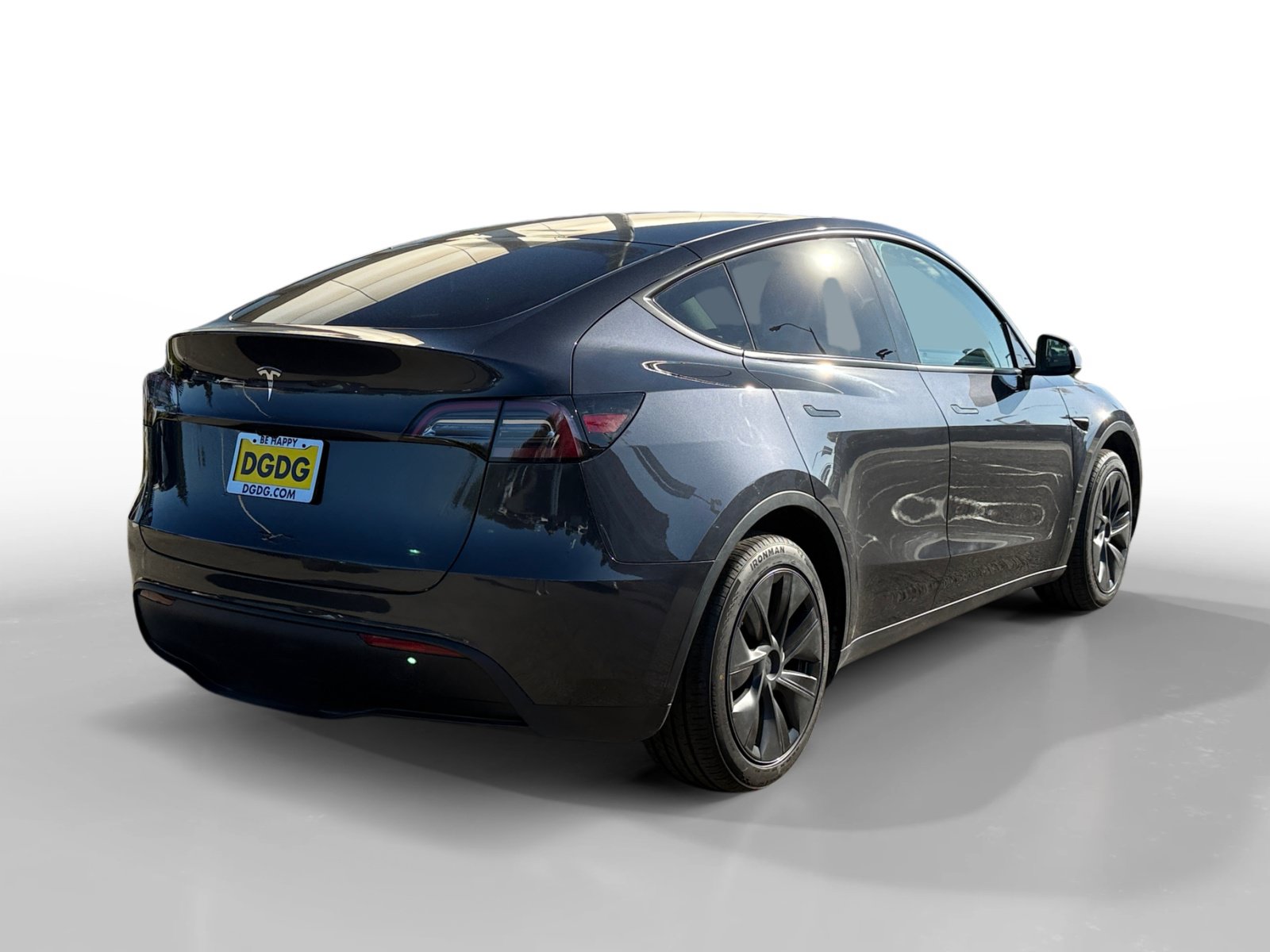 Used 2024 Tesla Model Y Long Range RWD image 5