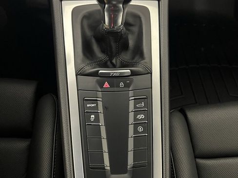 Certified 2022 Porsche 718 Cayman S image 32