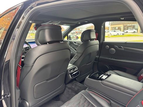 Used 2025 Genesis G80 3.5T Sport Prestige image 19