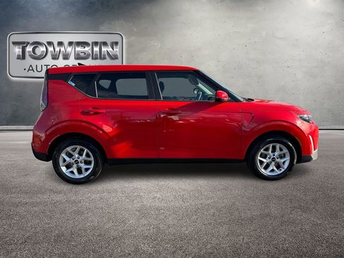 Used 2023 Kia Soul LX w/ Option Group 015 image 3
