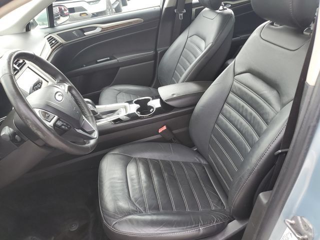 Used 2014 Ford Fusion SE w/ Equipment Group 502A FWD image 26