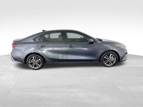 Certified 2024 Kia Forte LXS w/ LXS Technology Package FWD image 6