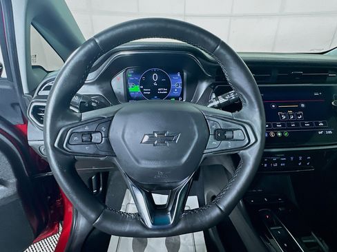 Used 2023 Chevrolet Bolt LT w/ Infotainment Package image 15