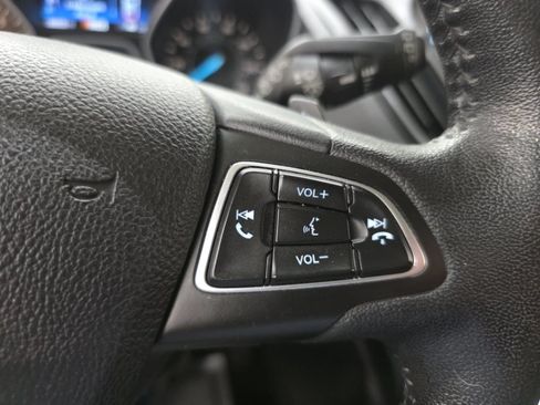 Used 2017 Ford Escape Titanium w/ Equipment Group 301A AWD/4WD image 30
