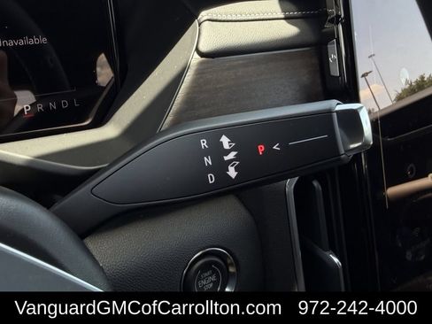 New 2026 GMC Acadia Denali Ultimate w/ LPO, Floor Liner Package AWD/4WD image 15